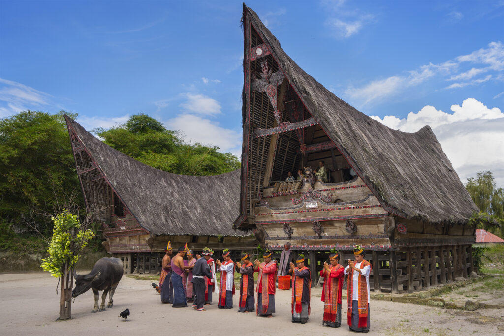 rumah adat di indonesia