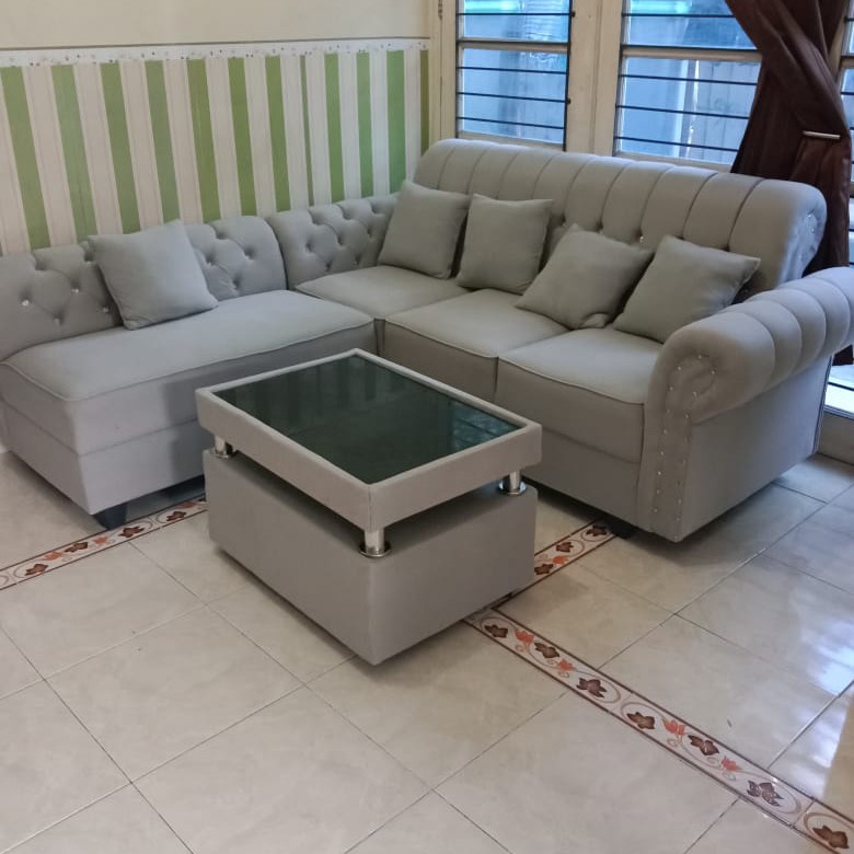 sofa ruang tamu