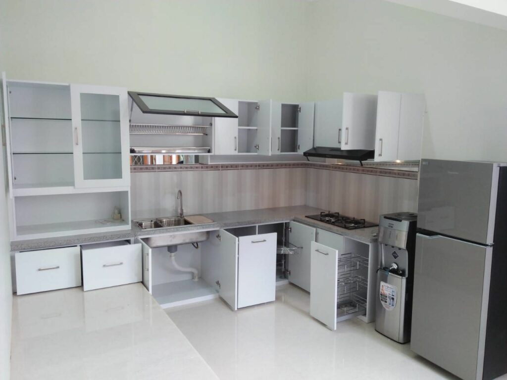 kitchen set aluminium